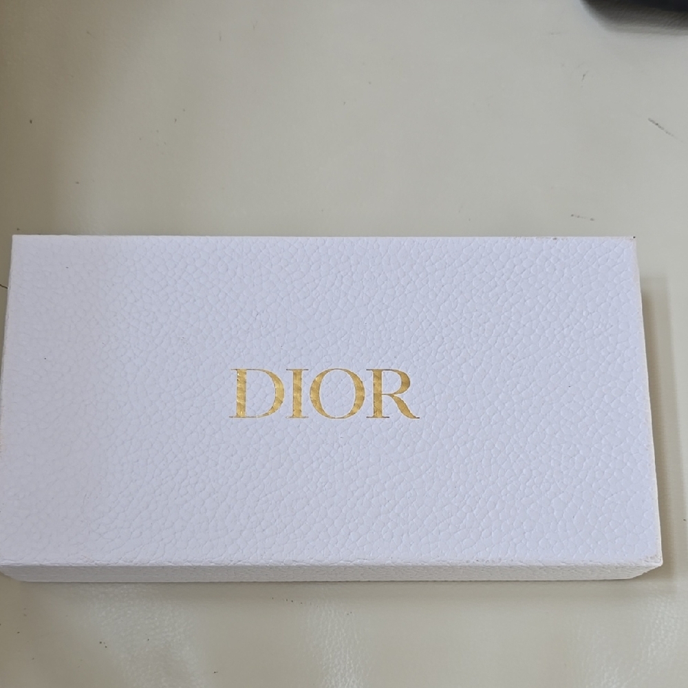Dior soap and dish set BNIB